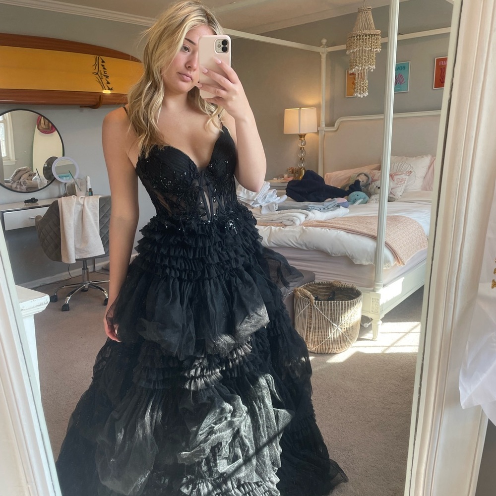 Elegant Black Evening Gown